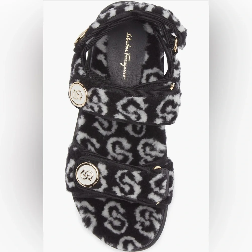 NIB  SALVATORE FERRAGAMO Keita J Gal Genuine Shearling Sandal